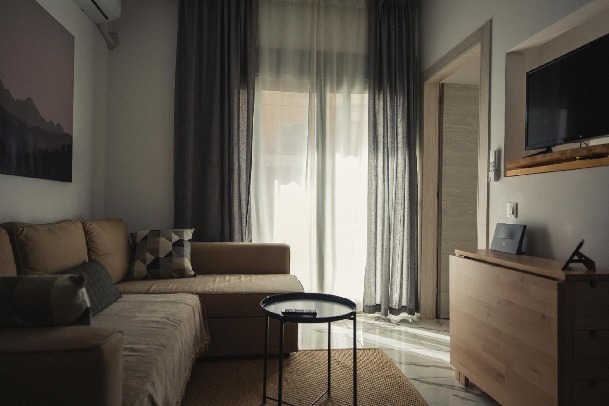 Luxury Apartment In The Center Of Ioannina City Exterior photo